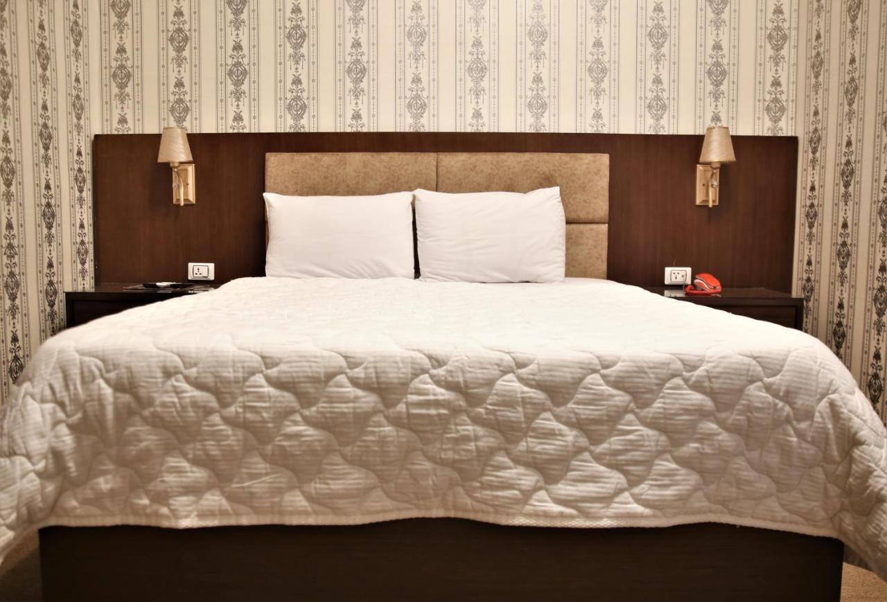 Valencia Hotel Kahire Dış mekan fotoğraf