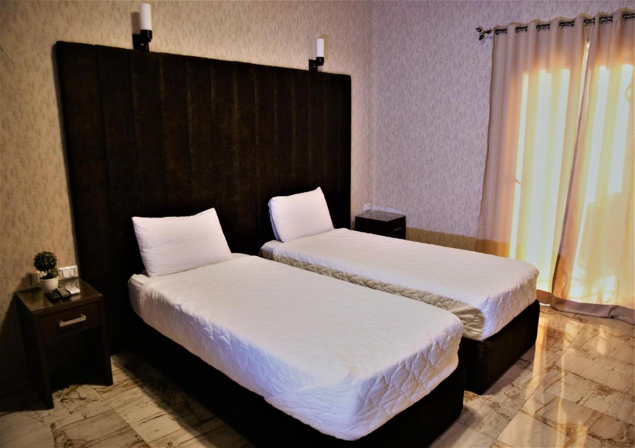 Valencia Hotel Kahire Dış mekan fotoğraf